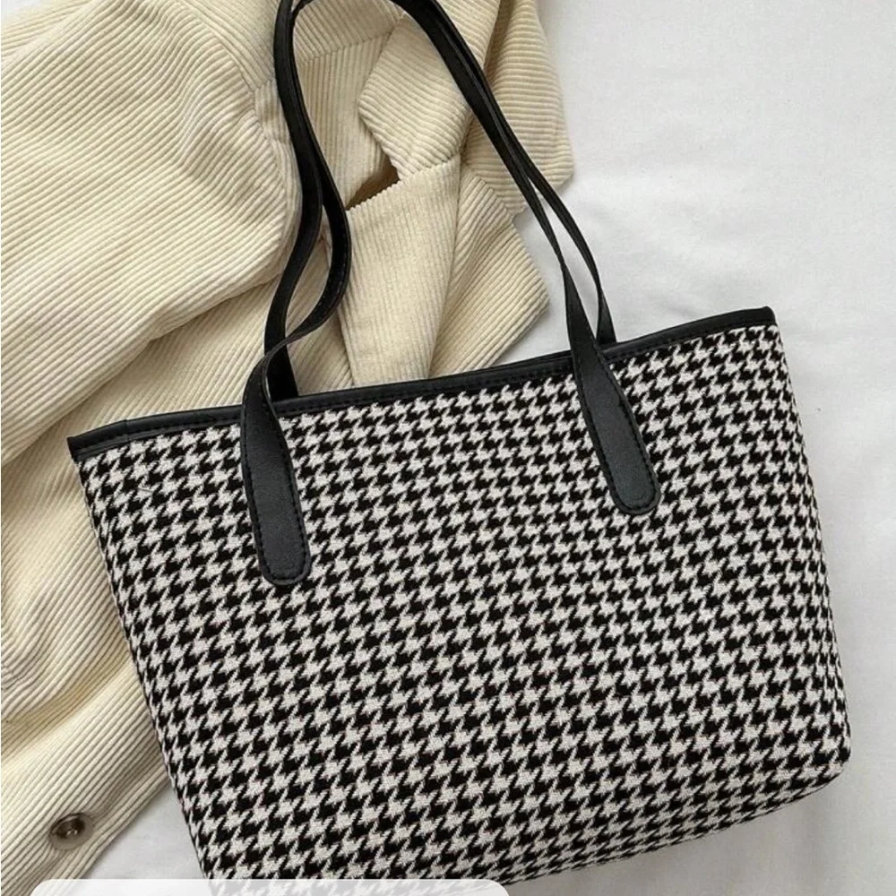 ⚠️Clearance Black And White Large Shoulder Tote Bag - Picture 5 of 8